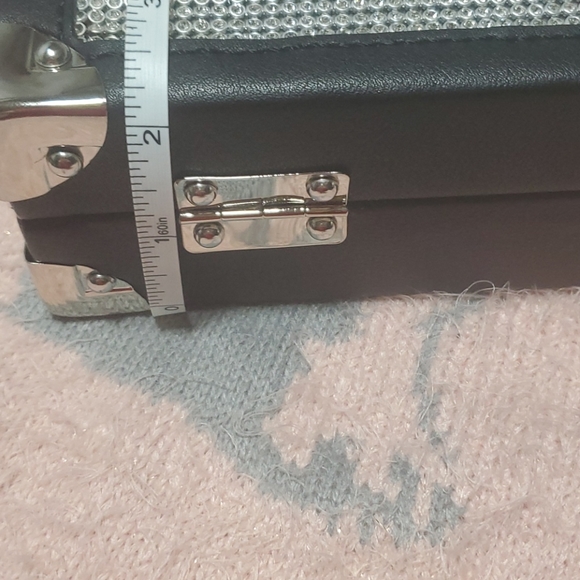 SOLD, ALDO Shoulder Bag - Picture 5 of 10